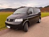 Volkswagen VW T5 Multivan (BJ 2006) zuverlässiger Fam... - VW T5 Multivan in Freiburg