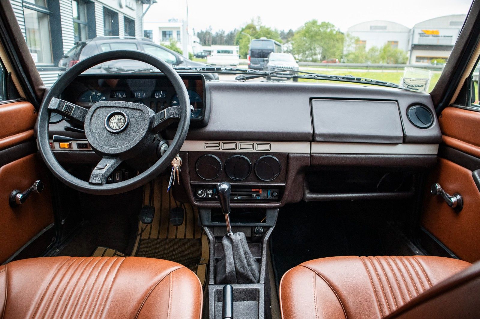 Fahrzeugabbildung Alfa Romeo Alfetta 2.0 Elfenbein*Zertifikat*Classic Gar*