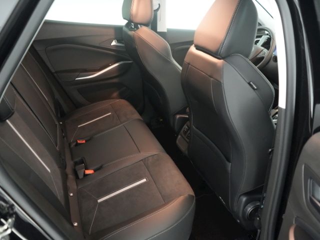 Grandland GSe 4X4 PHEV AT+AHK+NAVI+360 GRAD KAME