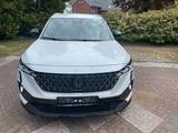 Renault Espace VI Techno E-Tech Hybrid - Renault Espace Techno mit Hybrid-Antrieb (Benzin/Elektro)