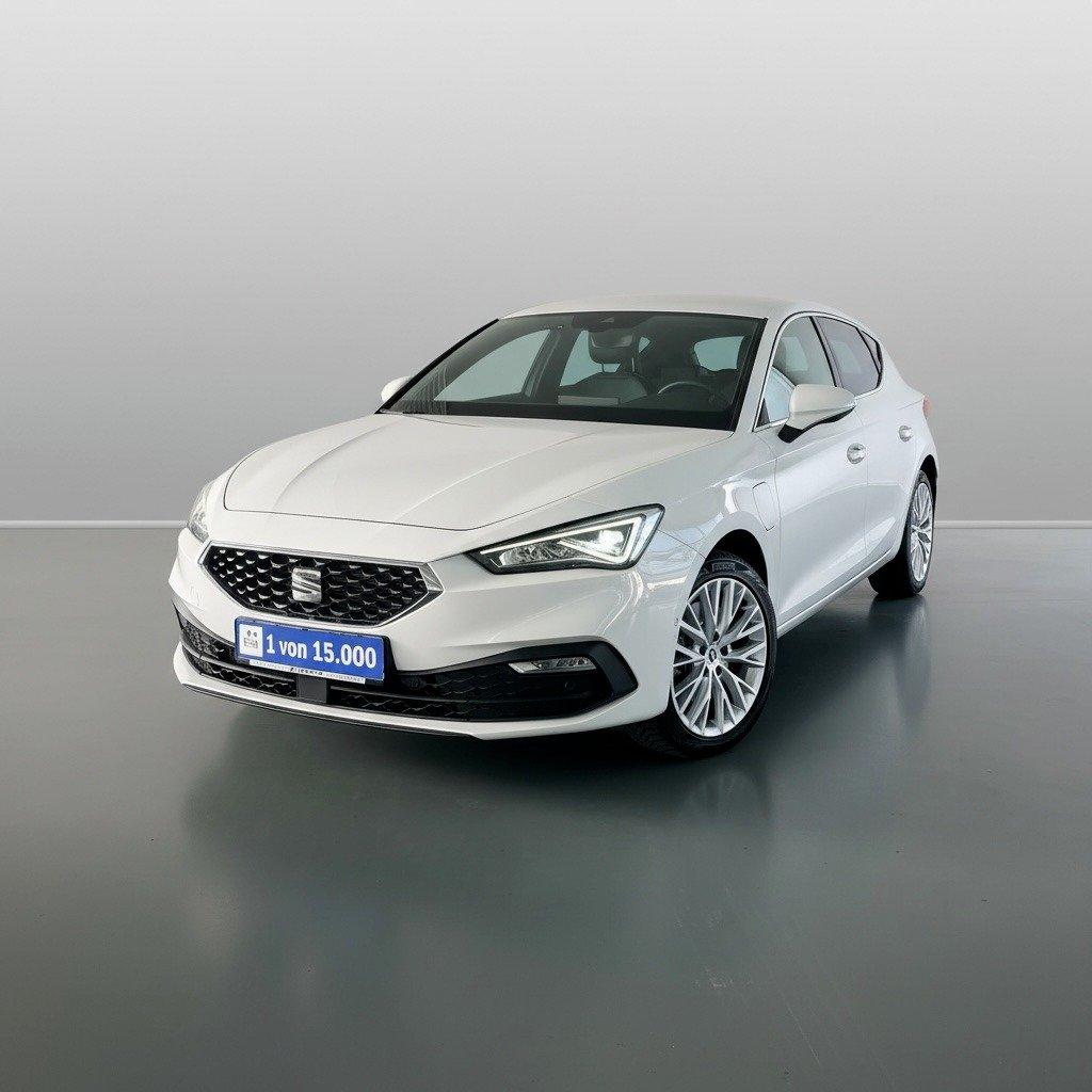 Seat Leon 1.4 e-HYBRID Xcellence Automatik - Navi/ LE