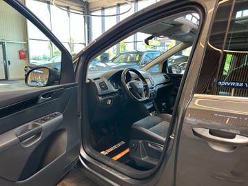 Seat Alhambra *FR-Line*7-Sitzer*AHK*PANO*Tempo*2-Zone