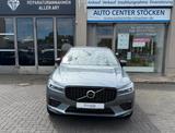 Volvo XC60 R Design LEDER NAVI KAMERA AHK 19 ZOLL ALU - gebrauchte Volvo XC60 aus dem Jahr 2021