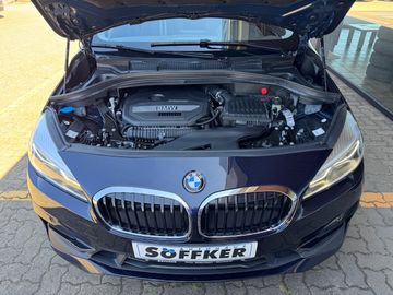 Bild 14 BMW 220 i Active Tourer Sport Line Steptronic Navi