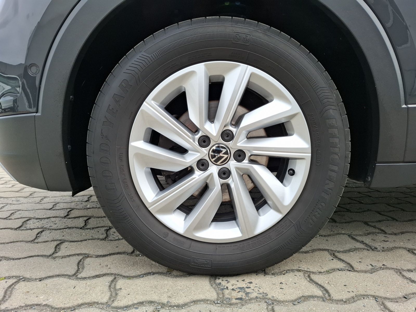 Fahrzeugabbildung Volkswagen T-Cross LED Navi ACC Kamera Park-Assist SH LM
