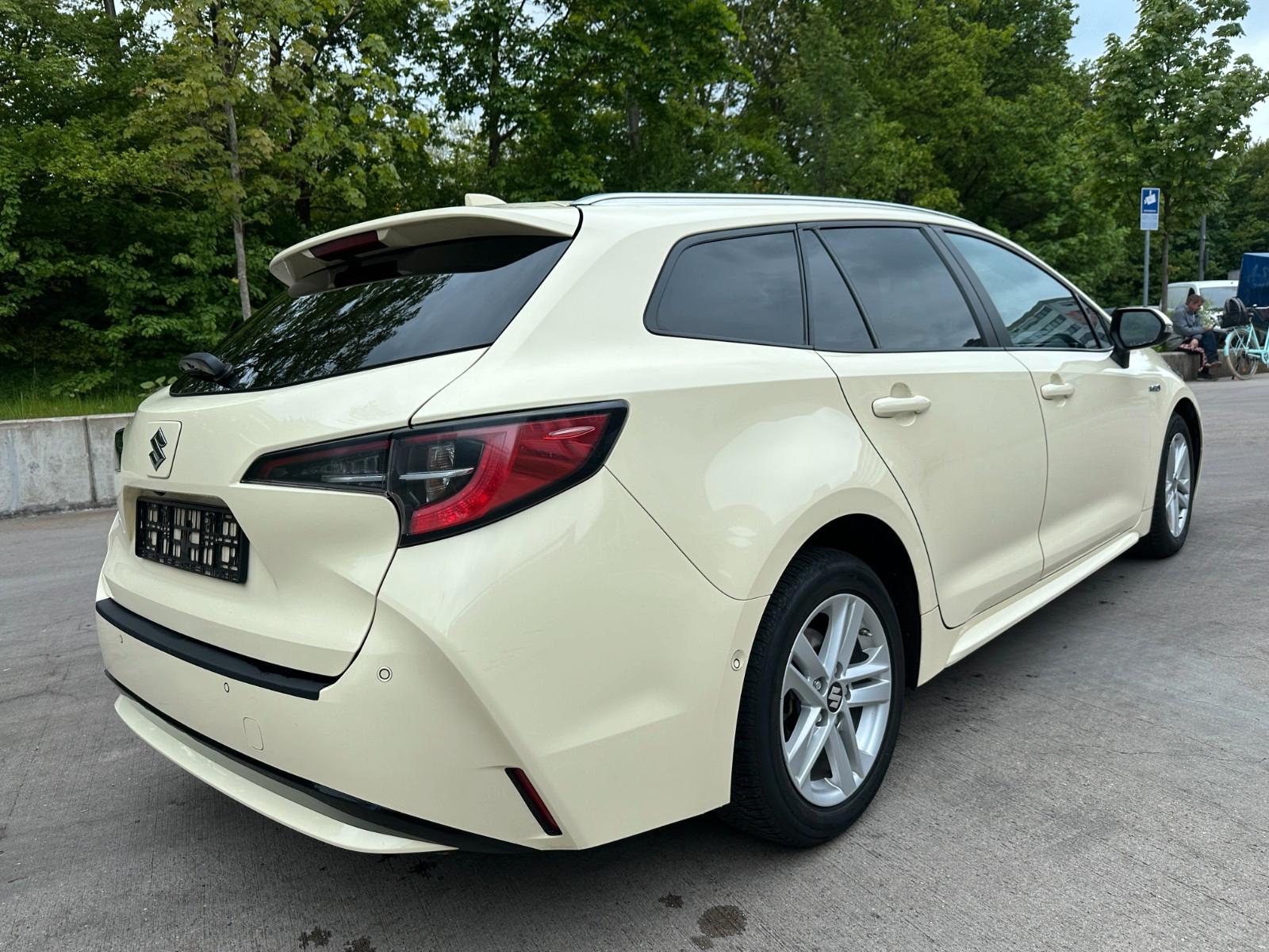Suzuki Swace TouringSports Hybrid-Kamera-ACC-Folie-TAXI