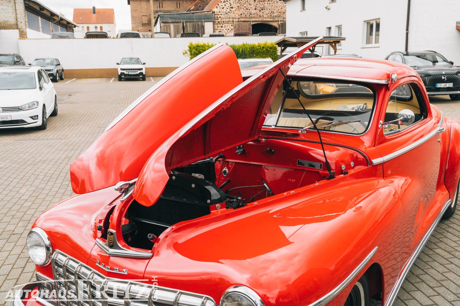 Dodge Custom D24C Coupe - 3,8 6 Zylinder
