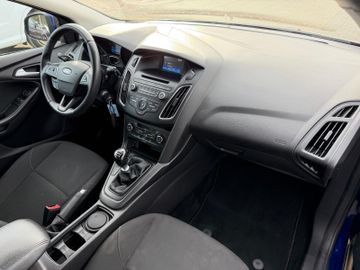 Ford Focus - 8
