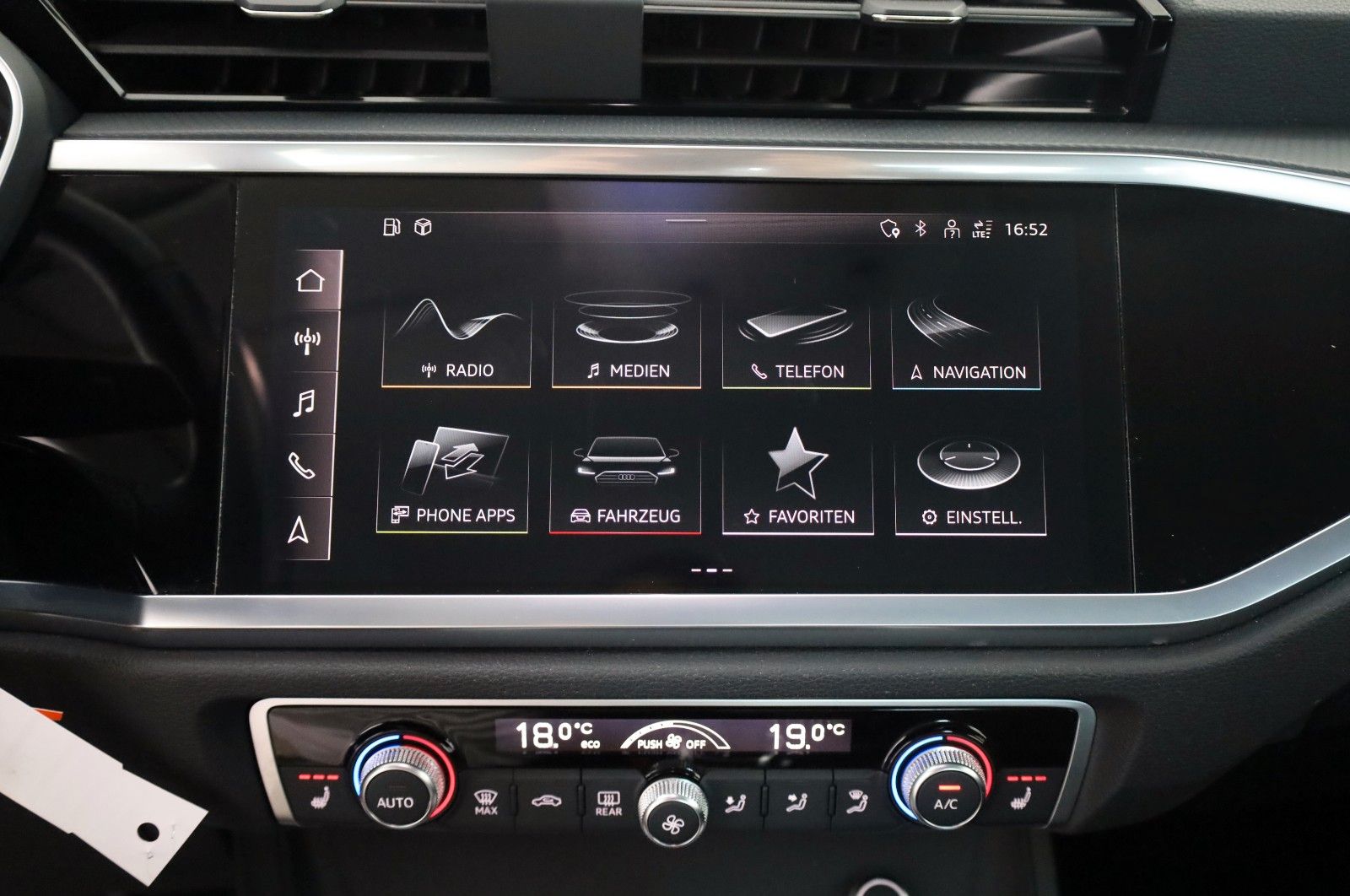 Fahrzeugabbildung Audi Q3 35 TDI quattro Sportback Navi,LED,Kamera,SH