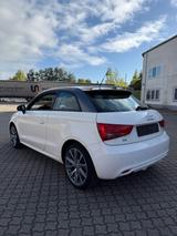 Audi A1 Ambition mit Competition Paket - : Beige, Sportfahrwerk, Kleinwagen