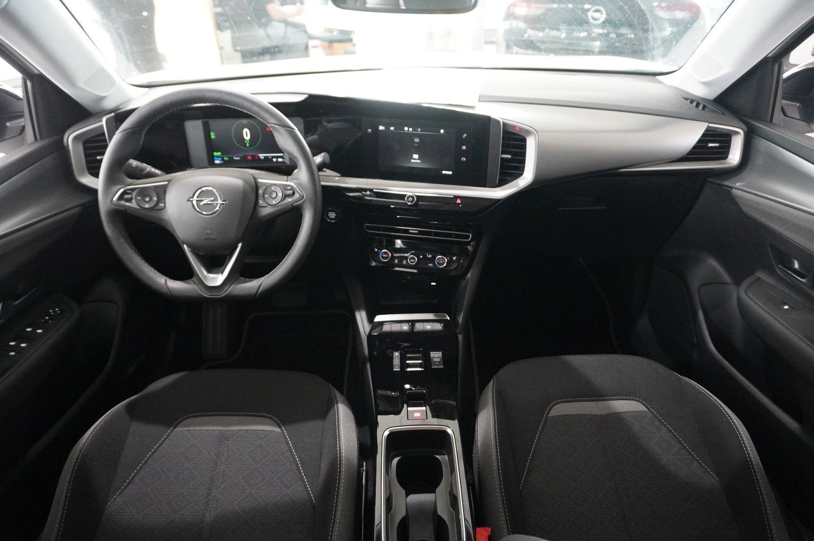 Fahrzeugabbildung Opel Mokka-e EDITION 1-PHASIG LED/KAMERA/SHZ/VIRT/DAB
