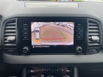 Skoda Karoq 2.0 TDI DSG 4x4 Sportline MATRIX AHK NAVI
