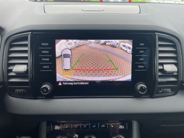 Skoda Karoq 2.0 TDI DSG 4x4 Sportline MATRIX AHK NAVI