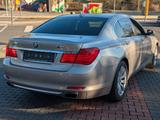 BMW 750i RFK. Sitzh. Leder. Klimaaut. HECKROLLO - gebrauchte BMW 7er Reihe aus dem Jahr 2009