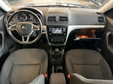 Skoda Yeti Edition *1. Hand*Klima*SHZ*AHK*Bi-Xenon*