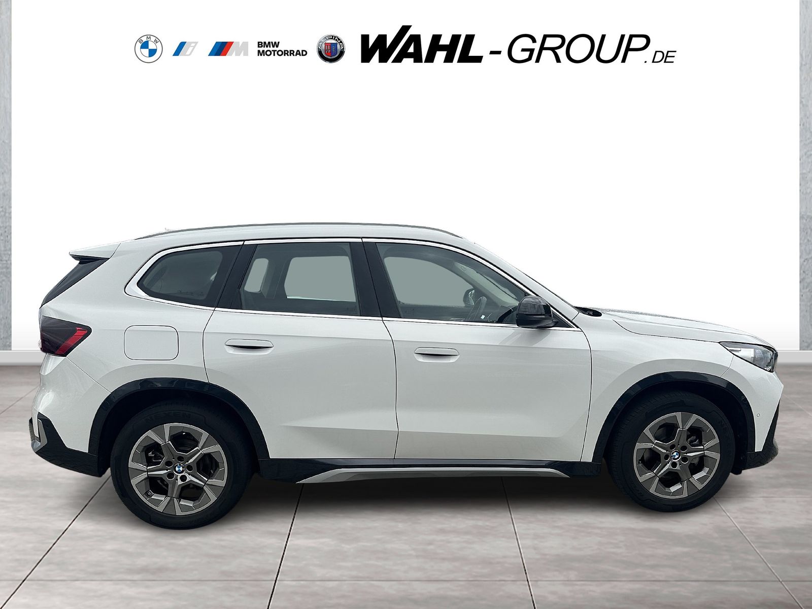 BMW X1 sDrive18i XLINE NAVI LED AHK KOMFORTZG E-SITZ foto 4