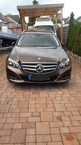 Mercedes-Benz E 500 4MATIC T AVANTGARDE AVANTGARDE - Mercedes-Benz E 500: 4matic