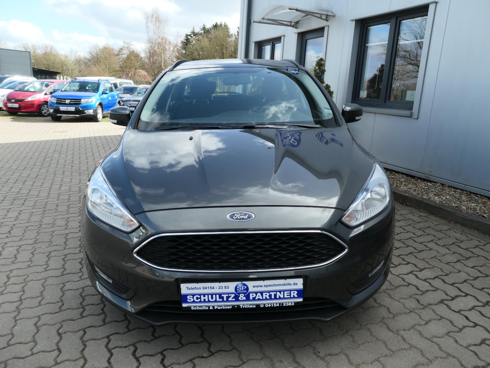 Ford Focus Turnier Business // 2.Hd. Ford-Scheckheft!