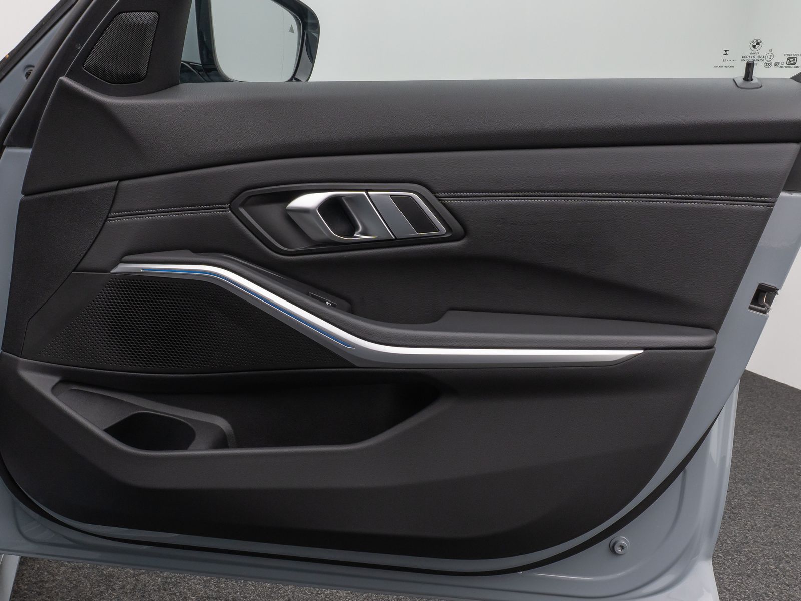 Fahrzeugabbildung BMW 320d MSport Kamera DAB HiFi Komfort Leder 19Zoll