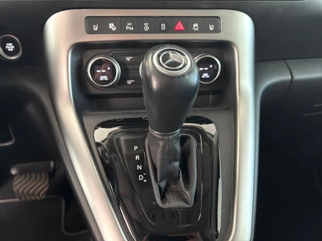 T-Klasse T 180 LED NAV STH KAM AHK 8FACH