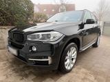 BMW F15 X5 30d XDrive AHK Leder Head Up 8xAlu - BMW 530 mit Diesel-Antrieb: Geländewagen
