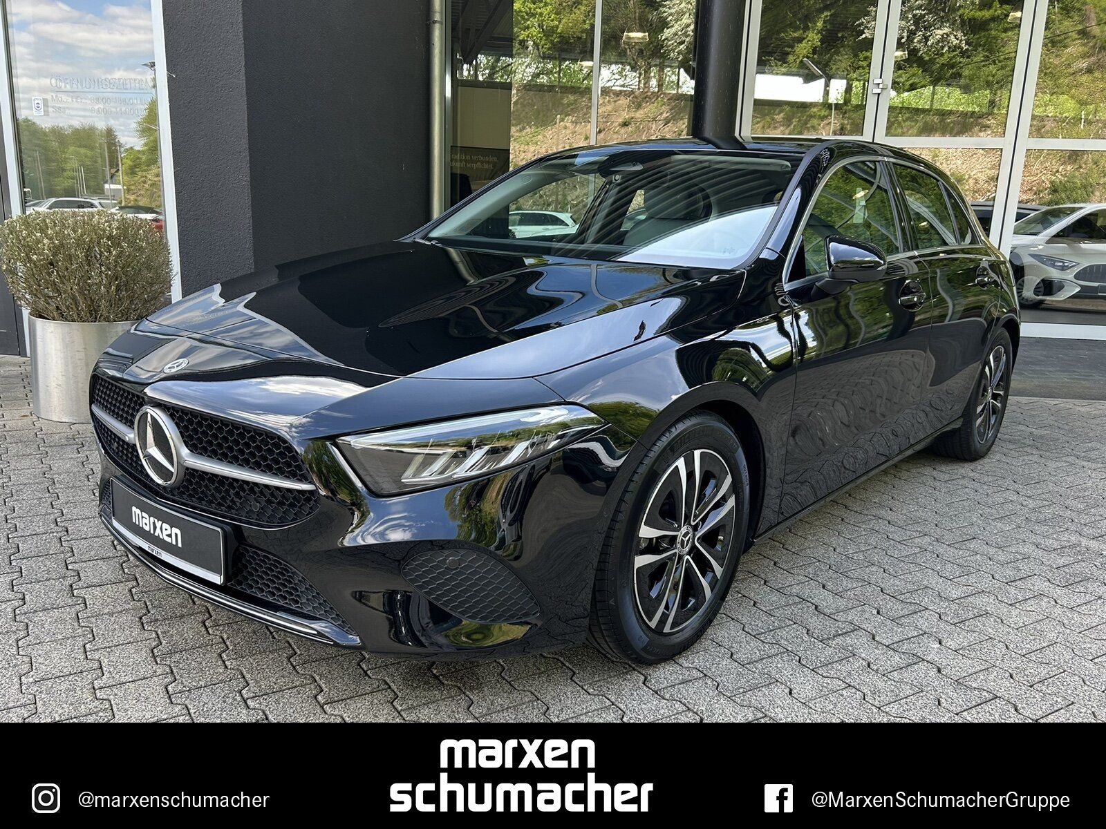 MERCEDES-BENZ A 220 4M Prog Adv Kamera+Winter+Carbon+LED+MY24