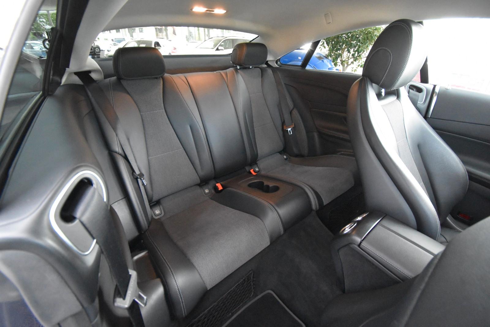 Mercedes-Benz E 220d Coupe Avantgarde Widescreen 20 Zoll