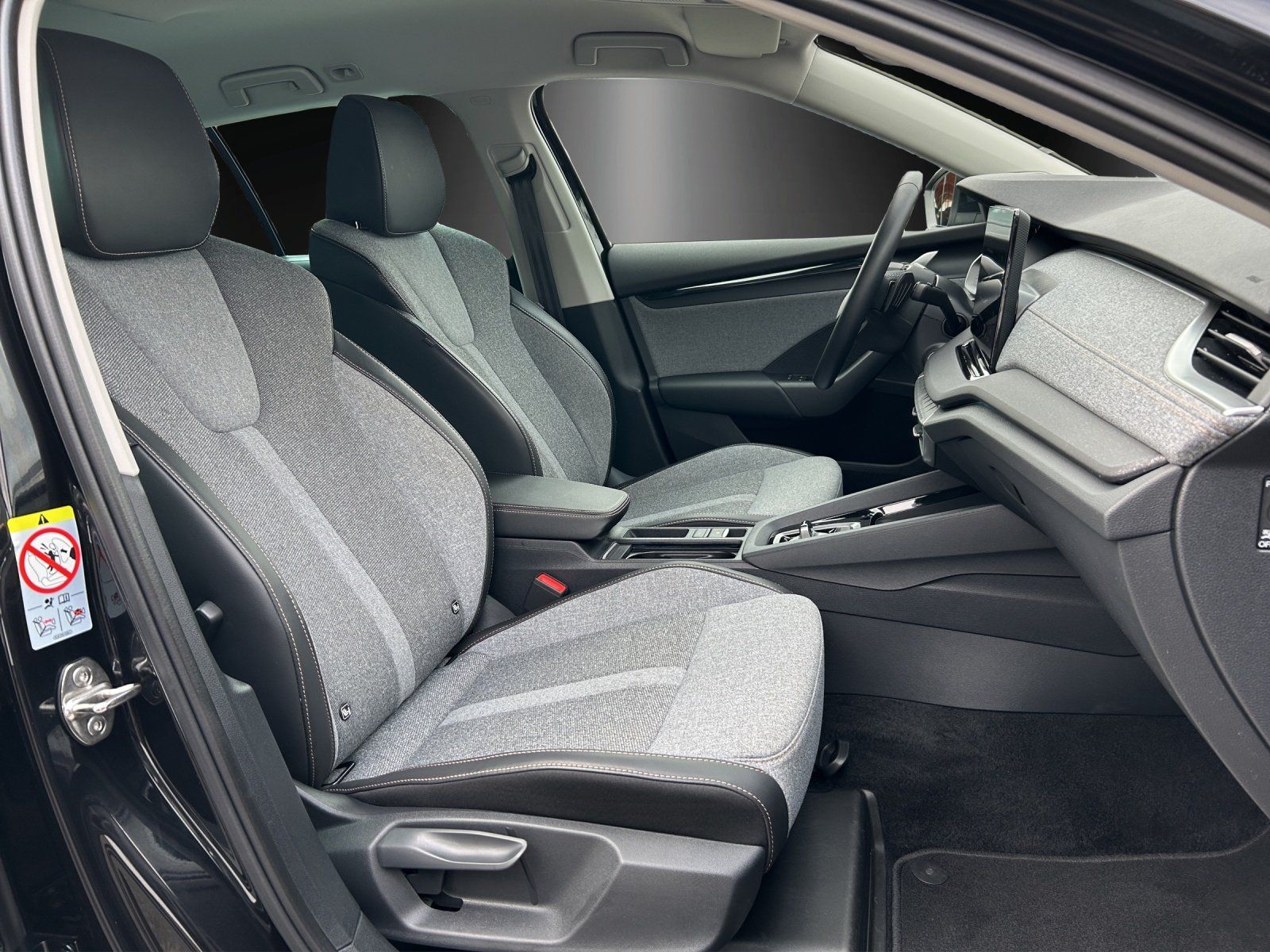 Fahrzeugabbildung SKODA Octavia 1.5 TSI mHEV Selection/KAMERA/ACC/LED/