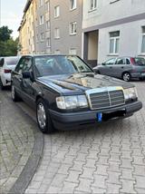 Mercedes-Benz W124 230E Oldtimer H-Kennzeichen  - Mercedes-Benz 230 in Gelsenkirchen