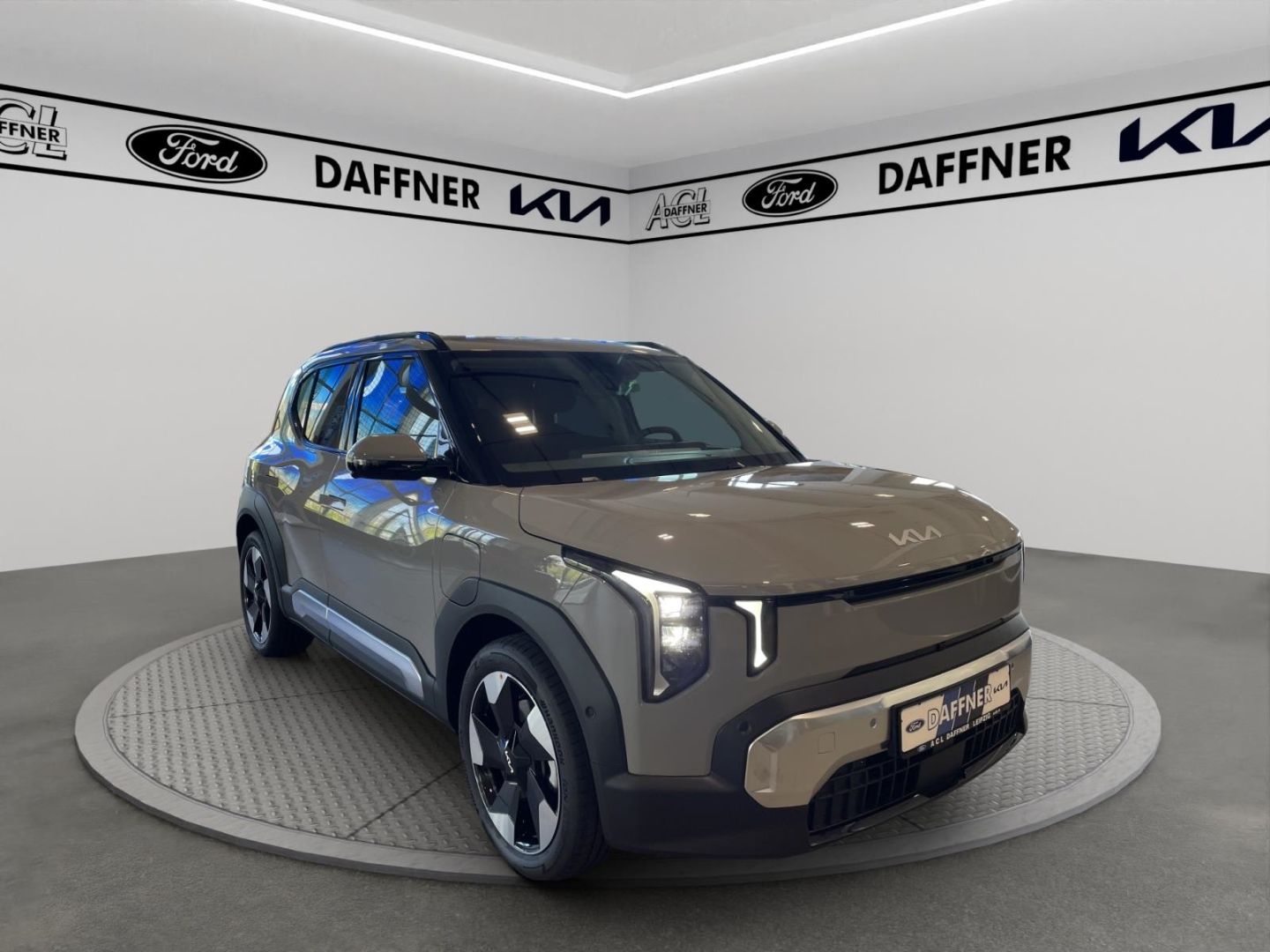 Fahrzeugabbildung Kia EV2 108 kW Earth Navi LED Harman/Kardon Tempomat