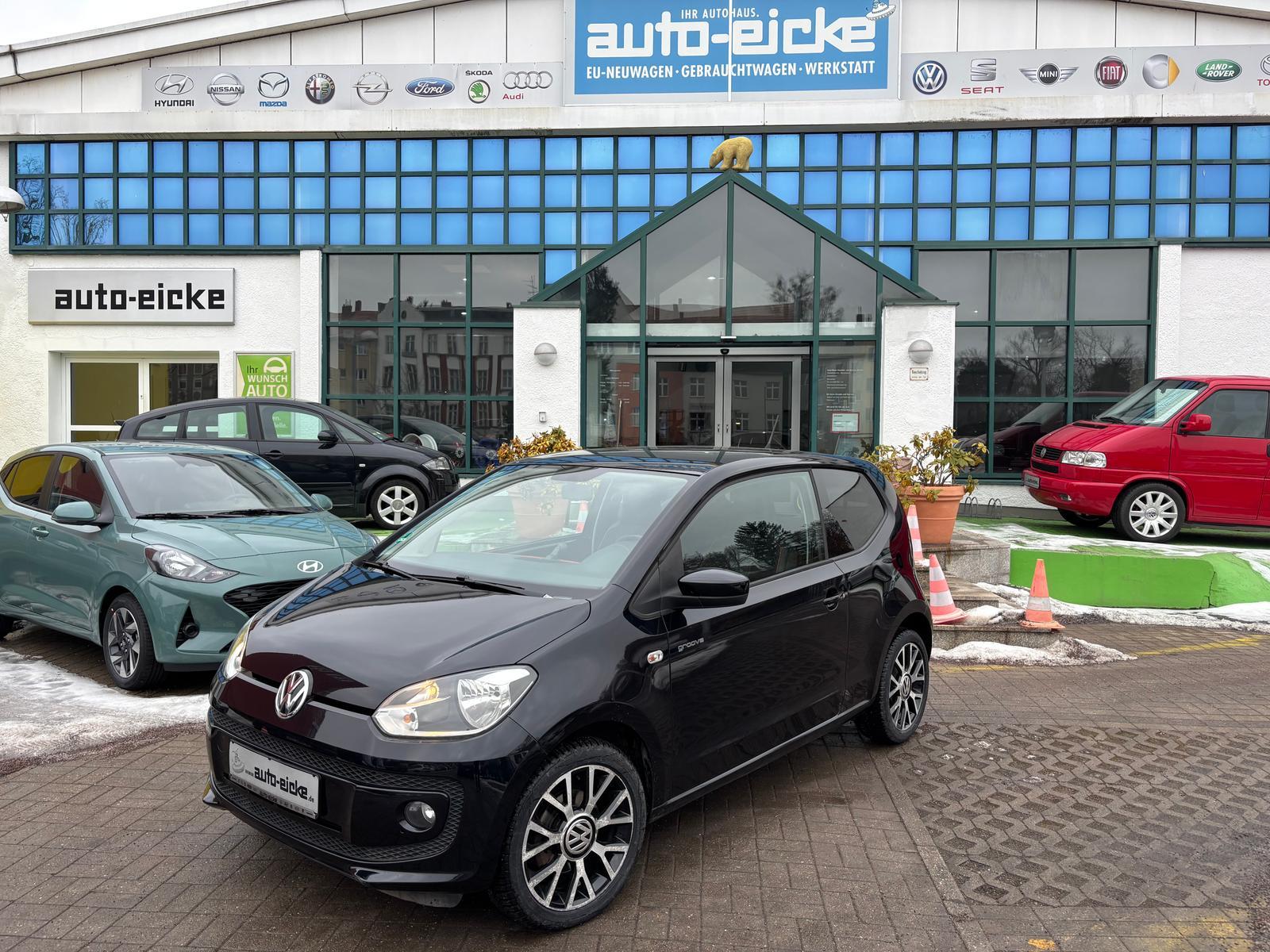 Volkswagen up! groove up!