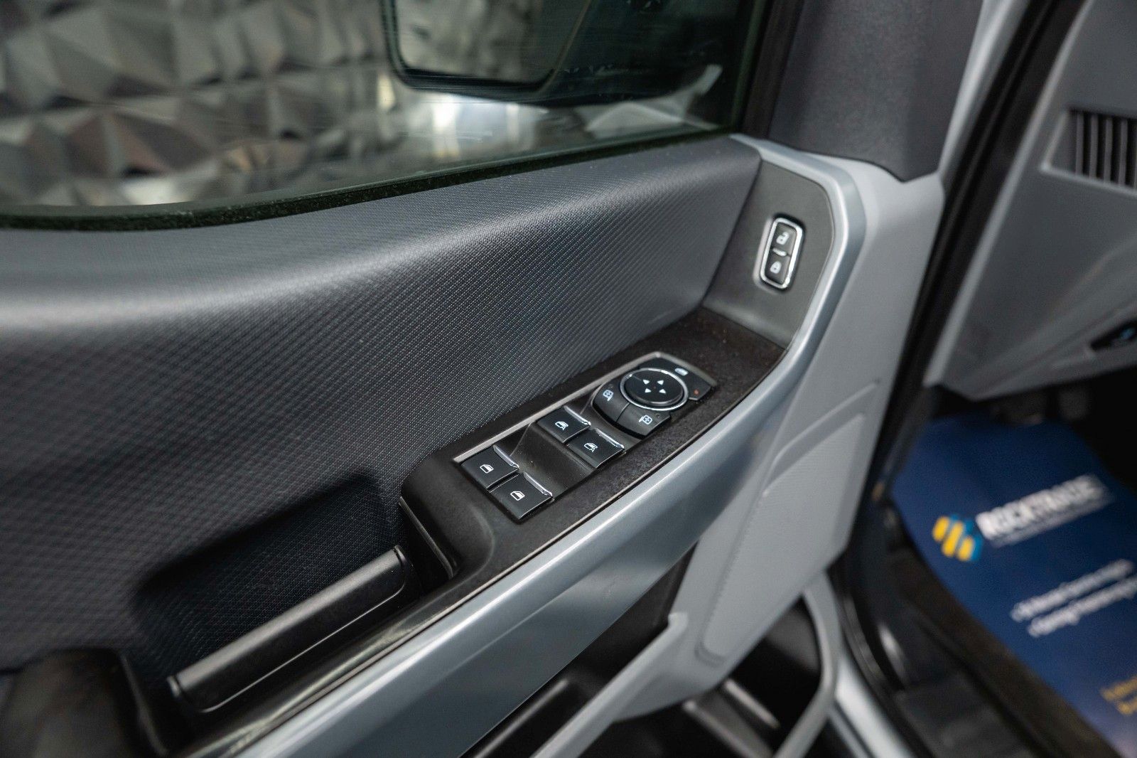 Fahrzeugabbildung Ford F150 5.0L V8 4x4 Offroad SuperCrew RAPTOR 19%