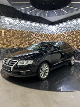 Volkswagen Passat Lim. V6 FSI Sportline 4Motion - Volkswagen Passat: Sportline