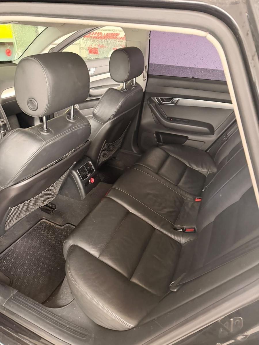 Audi A6 2009 — interior