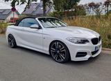 BMW M235i Cabrio Memory, H&K, Keyless, M Performance - BMW M235 von privat