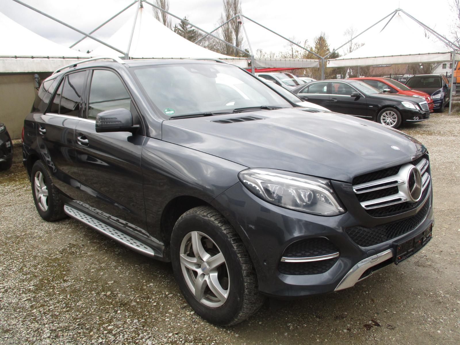 Mercedes-Benz GLE 250 d 4Matic Navi LED schwenk AHK Parktronik