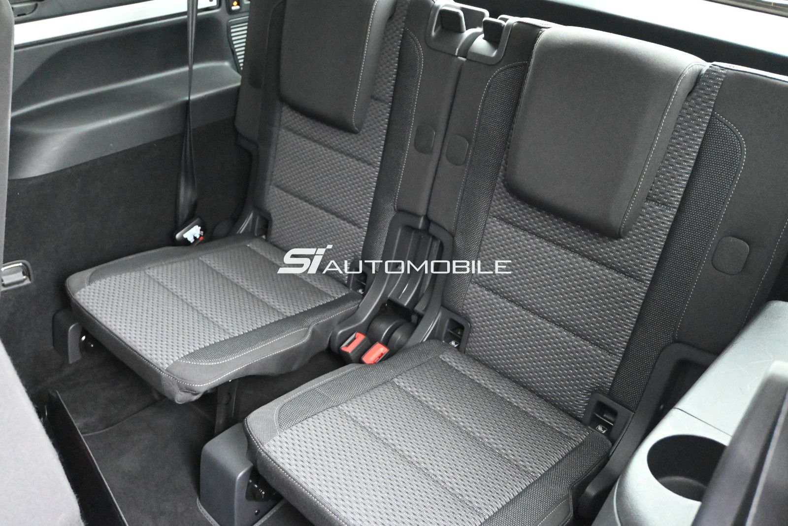 Fahrzeugabbildung Volkswagen Touran 2.0 TDI °UVP 62.225€°ACC°AHK°STHZ°8FACH°