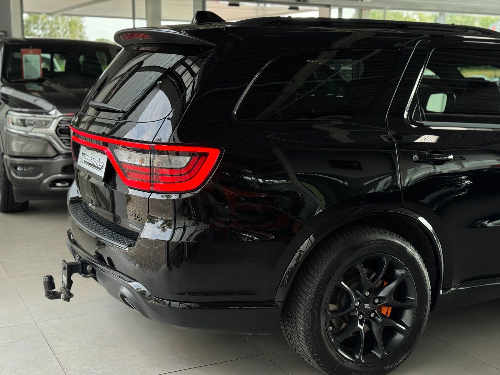 Fahrzeugabbildung Dodge Durango 5,7 R/T LPG AHK Hemi Orange