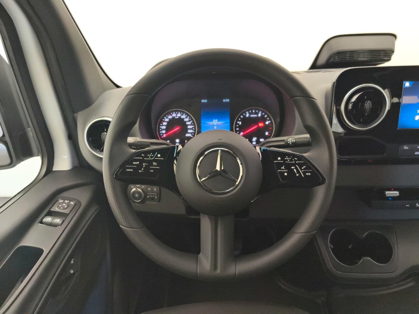 Mercedes-Benz Sprinter 315 Tourer Pro/L 9G Klima Standhzg 360°