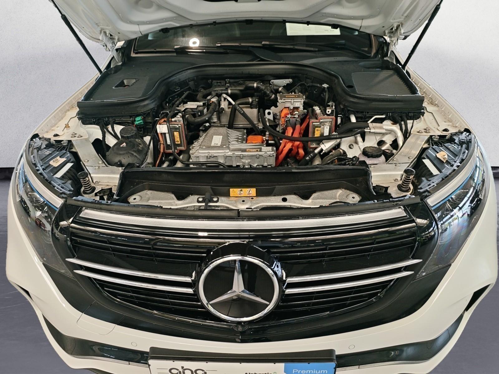 Mercedes-Benz EQC 400 4MATIC AMG Line Glasdach HeadUp