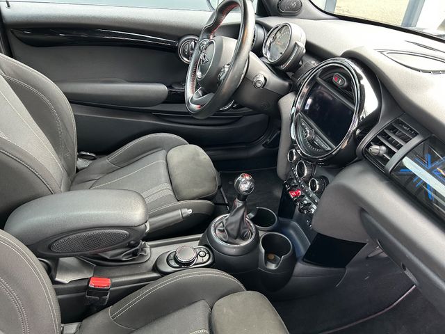 Fahrzeugabbildung MINI Cooper S John Cooper Works+Navi+18 Zoll+Panorama
