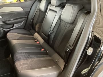 Peugeot 408 - 10
