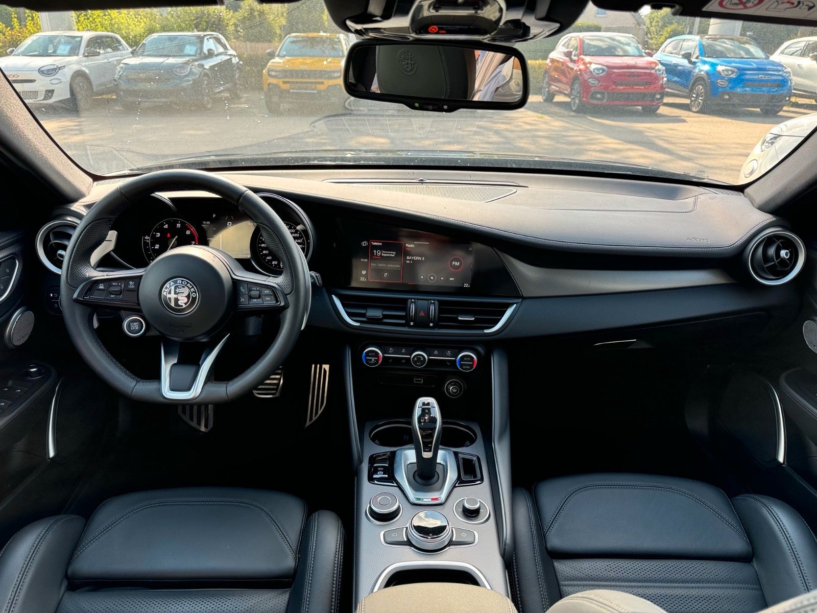 Fahrzeugabbildung Alfa Romeo Giulia Veloce Q4 280PS ALLRAD MEMORY PANORAMA