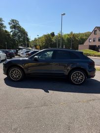 Porsche Macan - 4