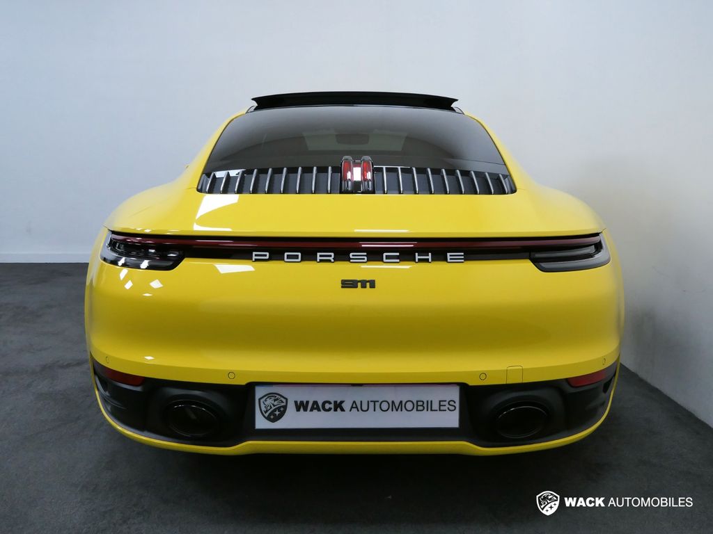 PORSCHE 911 2019