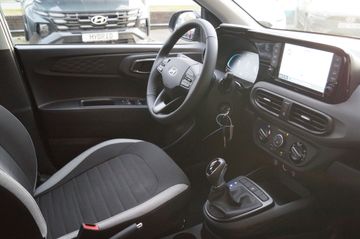 Hyundai i10  1.0 AUT.-NAVI-KLIMA-TEMPOMAT-KAMERA-PDC-