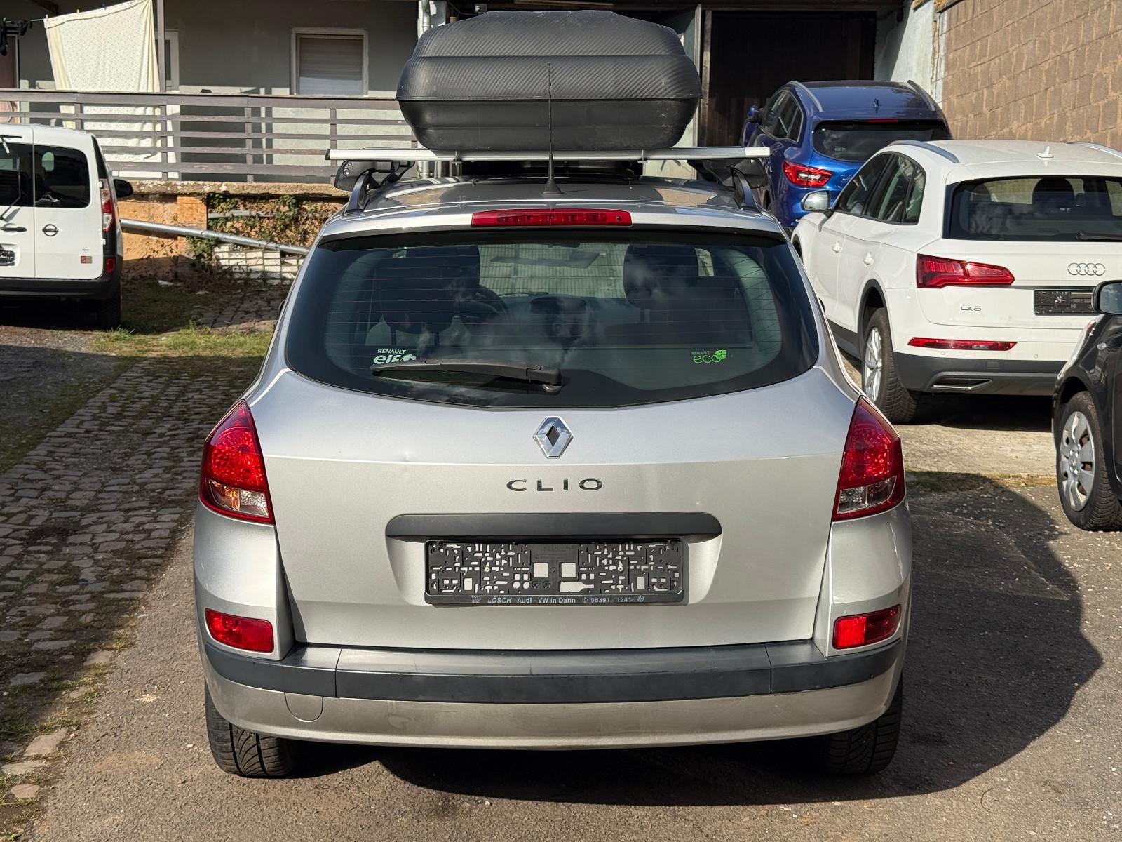 Renault Clio 2010 — photo 5