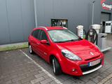 Renault Clio Grandtour Luxe 1.6 16V 110 Automatik Luxe - Renault Clio mit Benzin-Antrieb: Kombi, Grandtour Luxe