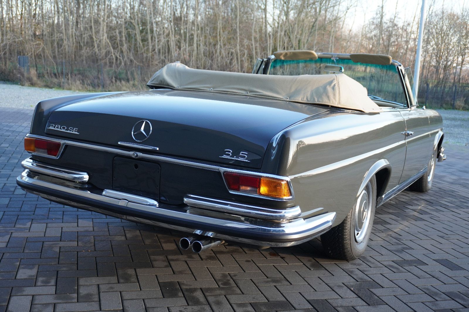 Fahrzeugabbildung Mercedes-Benz 280 SE 3,5 Cabriolet Conversion