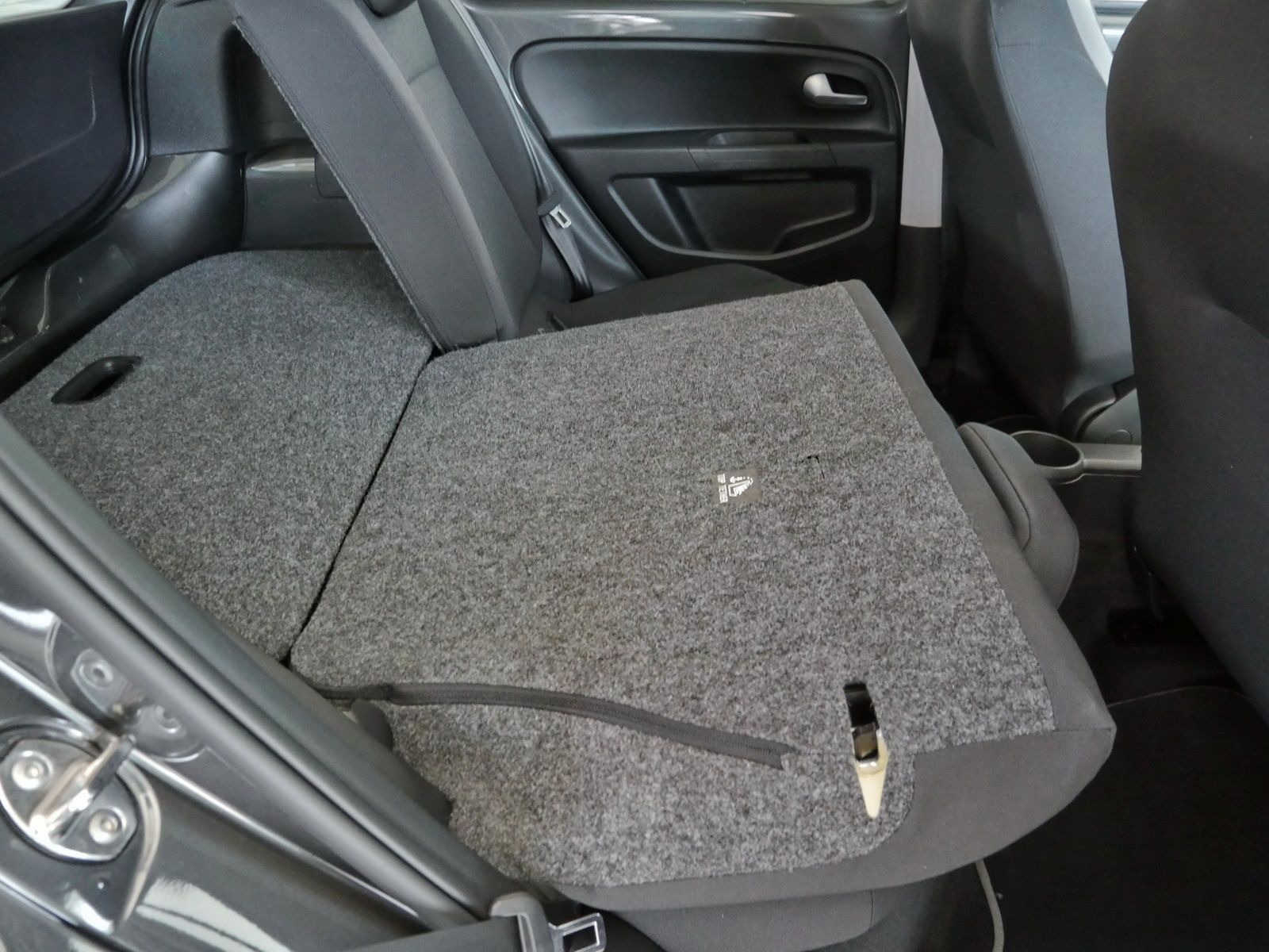 Volkswagen e-up! - Bild 18